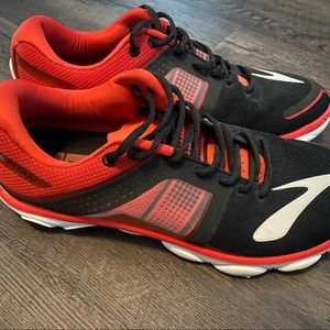 Mens Size 11 Brooks Pure Flow